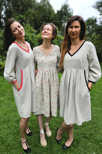 Cotton and hemp dress with black trim