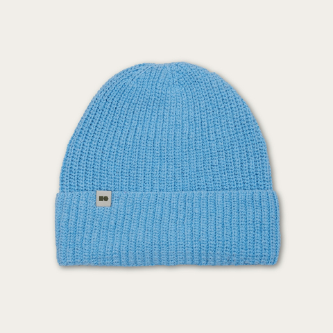 Hemp-cotton beanie with a small logo (sky blue)