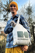 Shopping bag with KOMBINAT logo