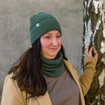 Hemp-cotton beanie with a small logo (emerald green)