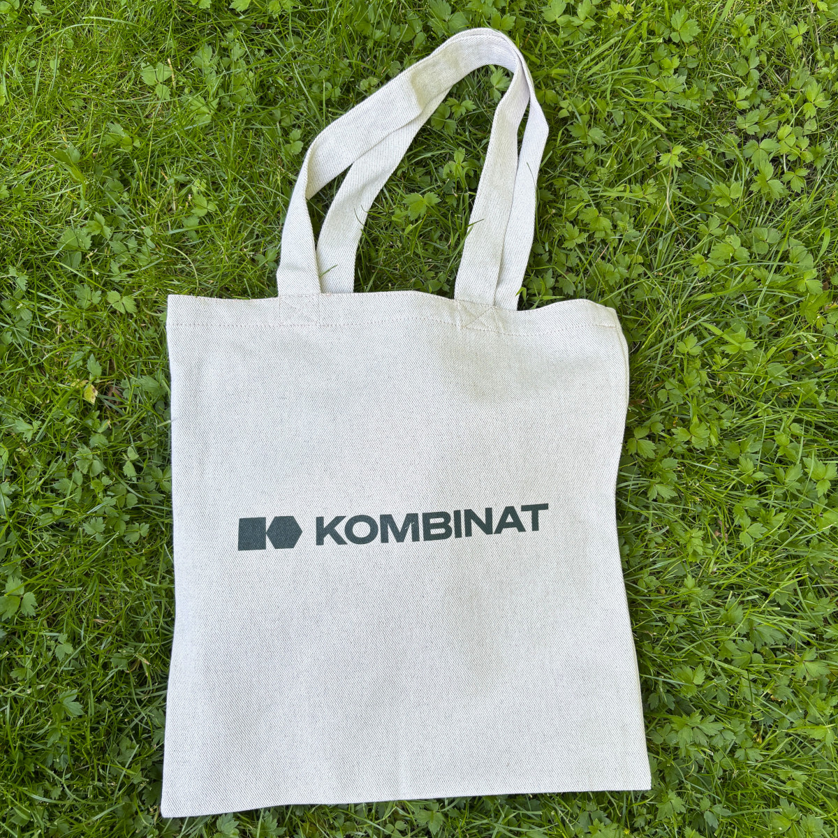 Bawełniano-konopna torba na zakupy z logo KOMBINAT