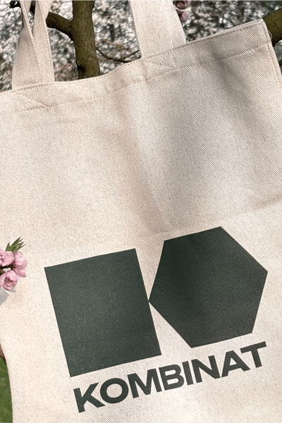 Bawełniano-konopna torba na zakupy z logo KOMBINAT