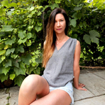 Women's sleeveless top – black