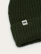 Hemp-cotton beanie with a small logo (olive)
