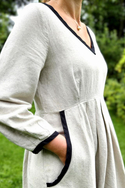 Cotton and hemp dress with black trim