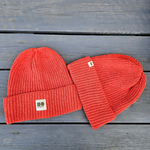 Hemp-cotton beanie with a small logo (redhead)