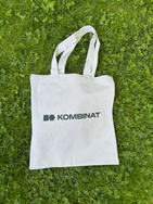 Shopping bag with KOMBINAT logo