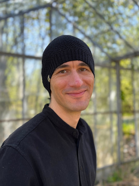 Thin knit hemp-cotton beanie, black